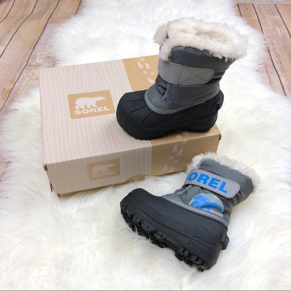 sorel shoes toddler boy snow commander boots 7 nib gray poshmark toddler boy snow boots size 7
